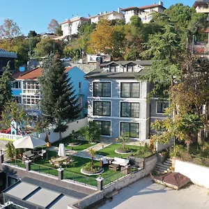 Dm Bosphorus Apartment