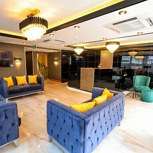Grand Elmira Aparthotel